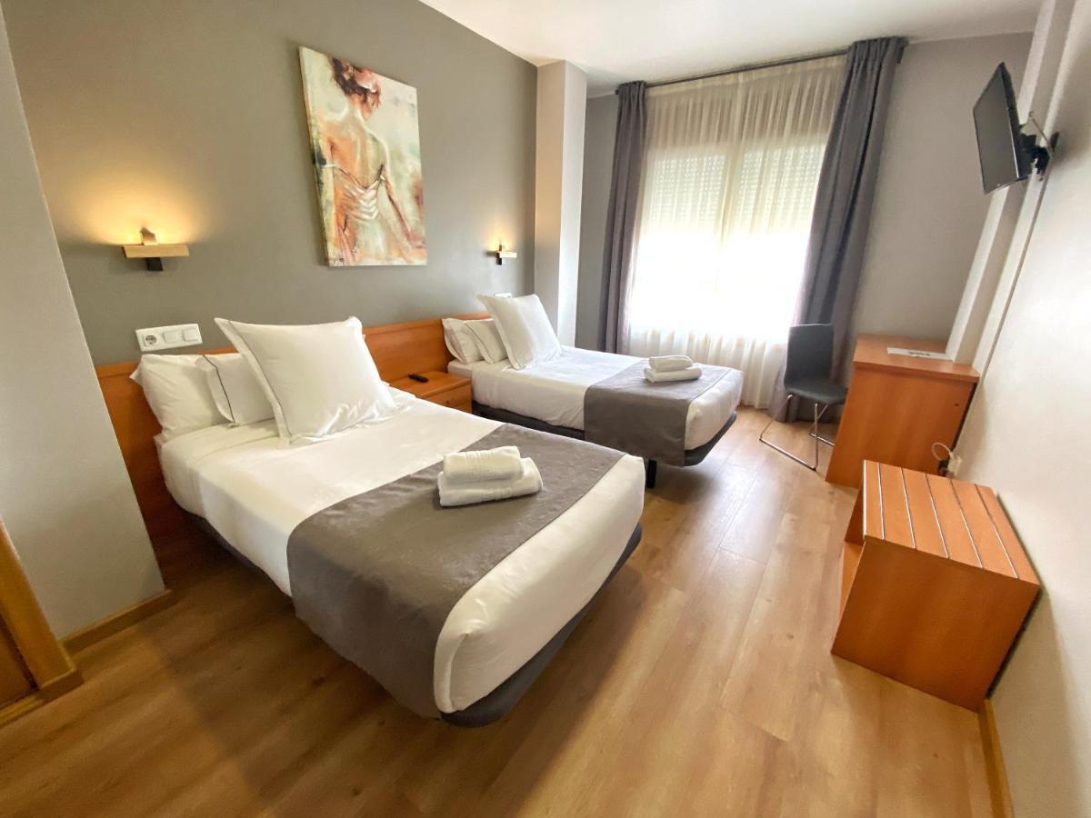 Hotel Ribeira Sacra Монфорте-де-Лемос Экстерьер фото