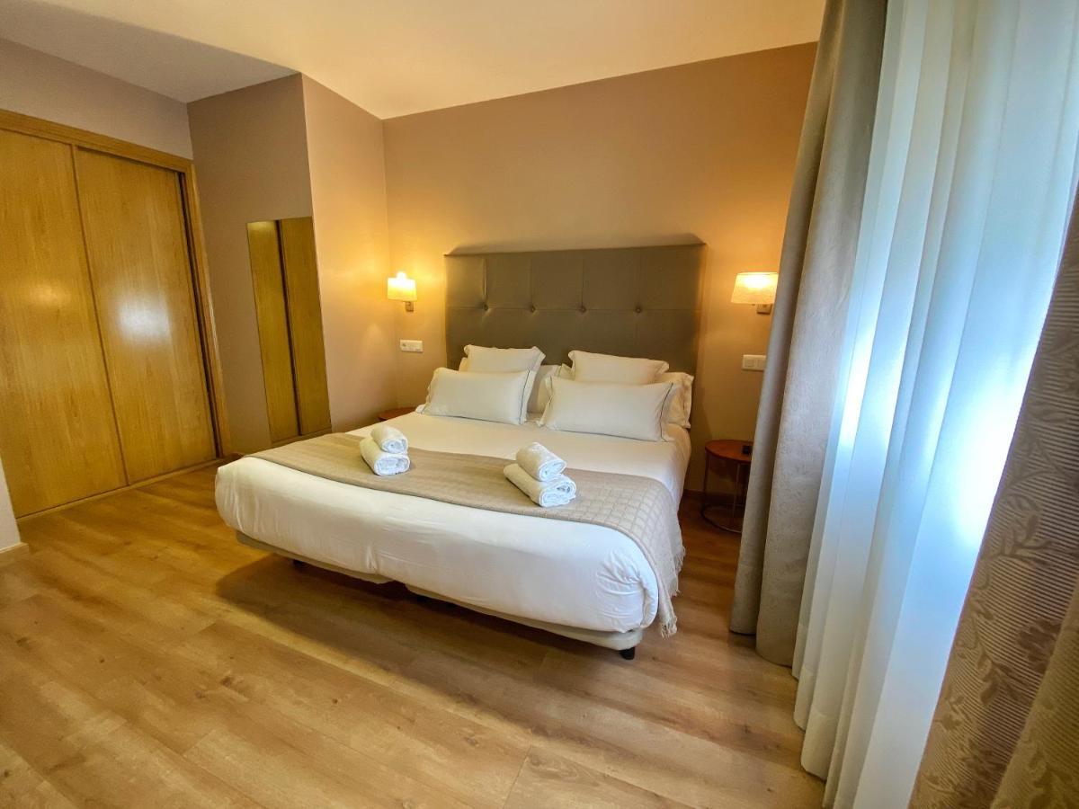 Hotel Ribeira Sacra Монфорте-де-Лемос Экстерьер фото