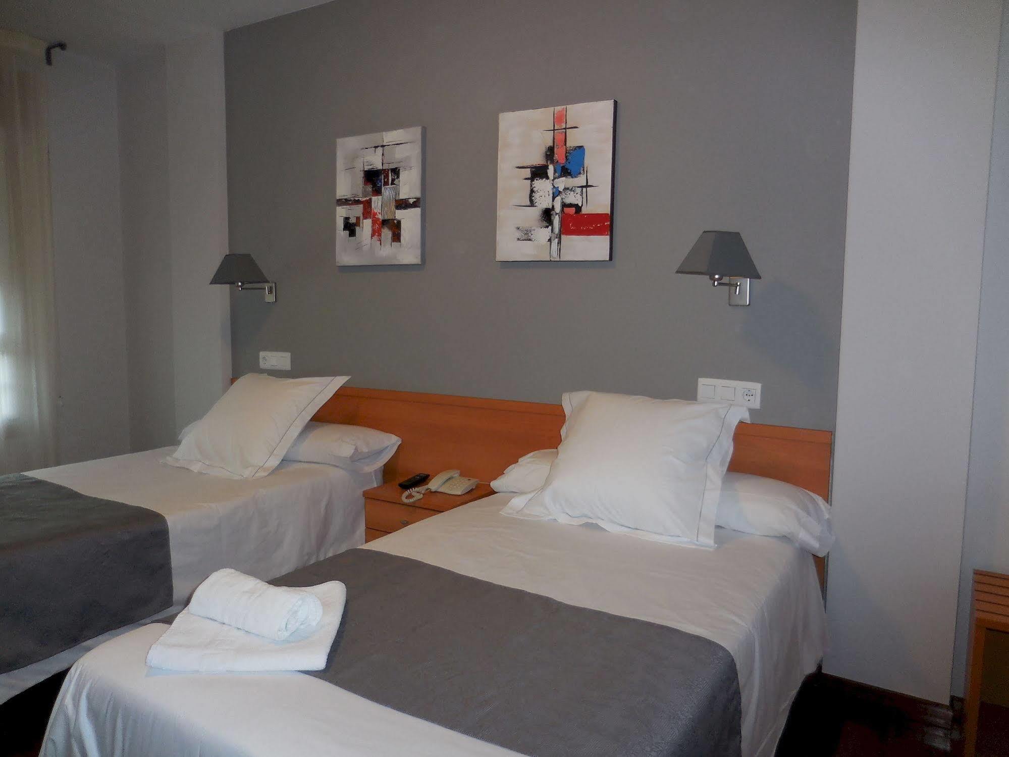 Hotel Ribeira Sacra Монфорте-де-Лемос Экстерьер фото